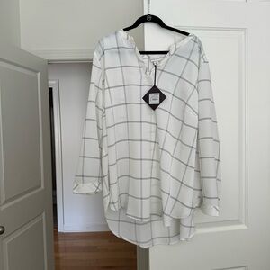 NWT Ava & Viv Blouse